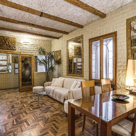Fontana Di Trevi Charming Apartment Rzym Zewnętrze zdjęcie