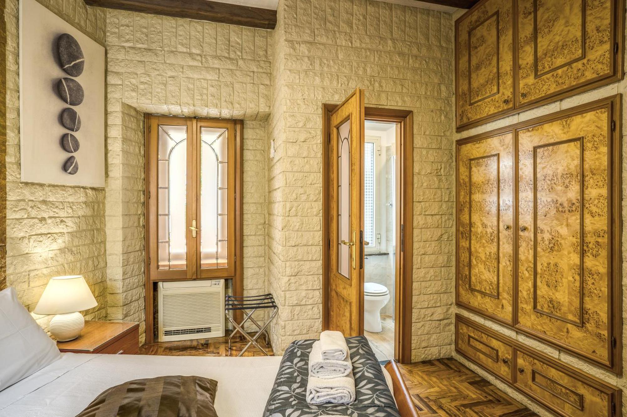 Fontana Di Trevi Charming Apartment Rzym Zewnętrze zdjęcie